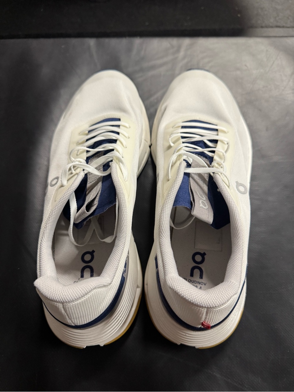 On Running Men's Cloudnova Sneakers with Navy Accents Size 10.5 - Picture 4 of 5